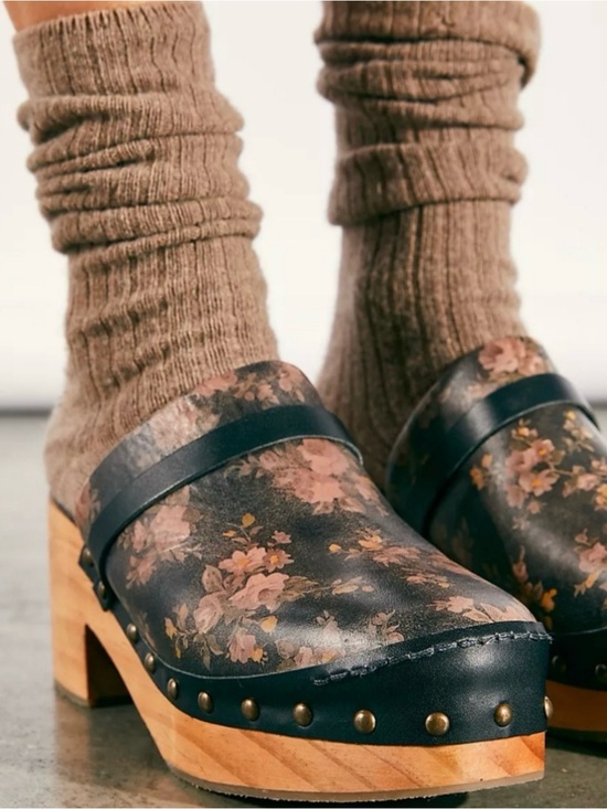 Free People Shoes - Free People Floral Leather Clogs in Black and Pink